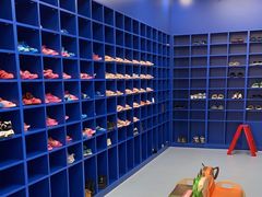 -戊辰亲子游泳俱乐部