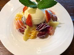 冰淇淋鲜果沙拉-俄士厨房(万松园店)