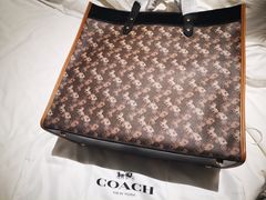 -COACH蔻驰(德基广场店)