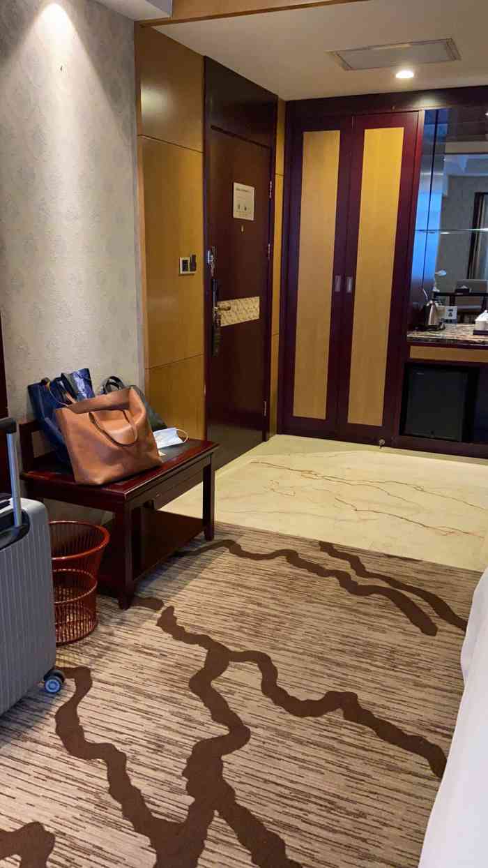 唐安酒店-"[鸭子]再一次打卡唐安酒店了,和以前一样."-大众点评移动版