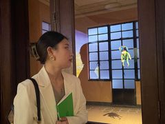 -Nathalie Djurberg与Hans Berg“牛皮纸包裹的月亮”-Prada荣宅当季展览