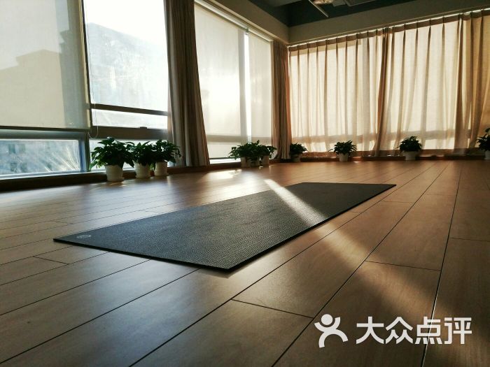 fineyoga梵音瑜伽(崇文门店)教室图片 第4张