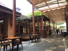 -三亚湾红树林度假酒店美食街