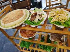 -有一锅·野生菌黑山羊腊排骨火锅(古城北门店)