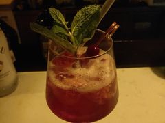 -城墙外BAR