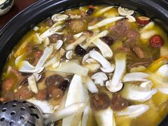 野生菌汤锅-菌之家·专业纯野生菌火锅·特色炒菌