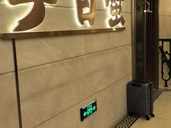 -李百蟹·蟹黄面·江景餐厅(外滩·豫园店)