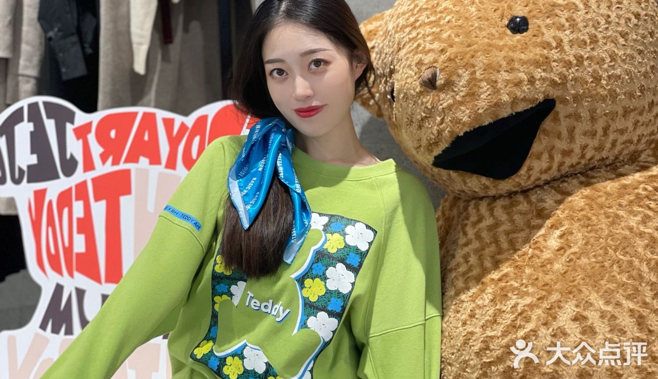 禹公子OOTD |女孩子衣柜里怎么能没有卫衣和马甲？