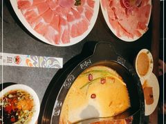 -周周有辣火锅馆(玖耀里店)