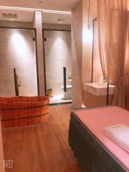 -苑苑vbeauty科技美容SPA