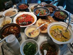 -味上湘菜馆(河马店)