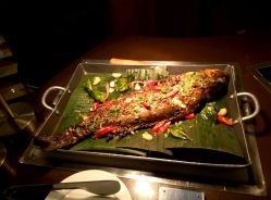 点击看大图 烤鱼-上海虹桥锦江大酒店·宴会厅