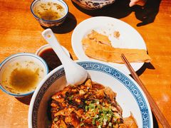 -沪西老弄堂面馆(定西路店)