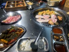 -马路牙子烧烤音乐酒馆(望京店)