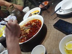 -东口码头·烧鸽子·鱼头泡饼·地方菜(金鹰悦城店)