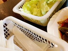 圆生菜-湘肠香火锅店(团结湖店)