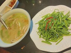 -许爷家·生态湖鲜(徐汇日月光店)
