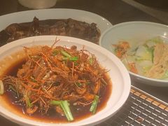 老头儿油爆河虾-老头儿油爆虾·知味杭州(爱琴海购物中心)