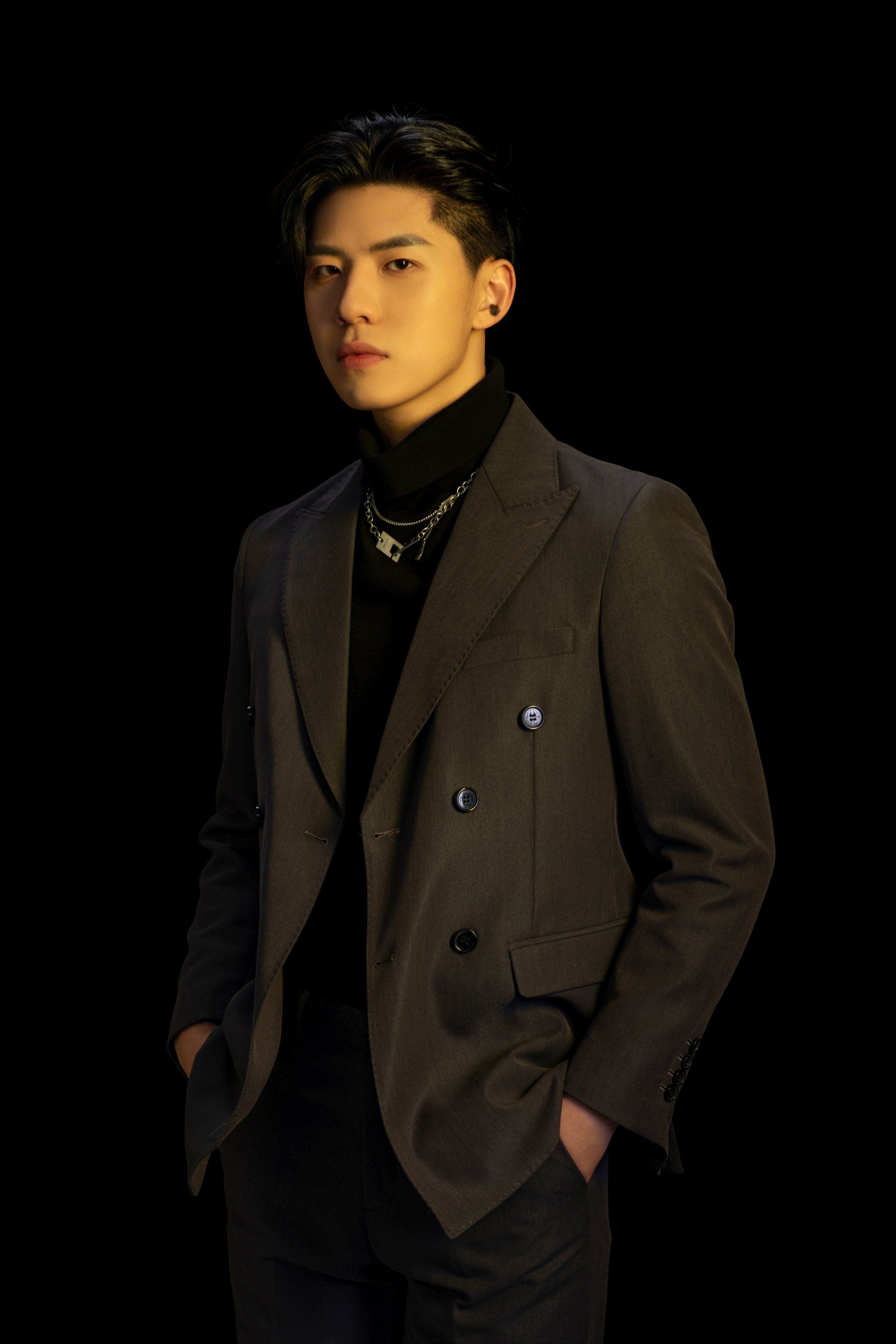 商务男士,成熟稳重.男士写真