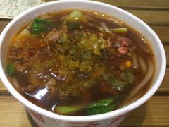 -郎吞虎咽酸辣粉(第一桥店)