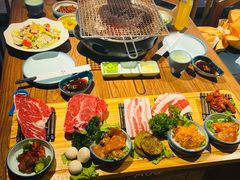 -明洞阿姨·韩式酱蟹烤肉·创意料理(三元桥店)