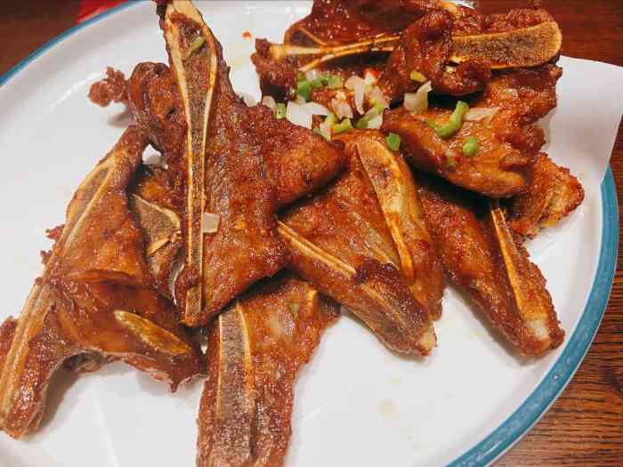 什味阁(曹路宝龙广场店)-"性价比高,环境口味都不错.经常来吃.