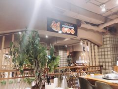大堂-马路边上·小海鲜烧烤(八一路店)