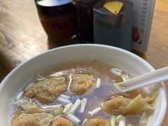 -小梁哥云吞面(黄贝岭店)