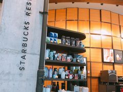 -星巴克臻选(惠州华贸天地1楼店)