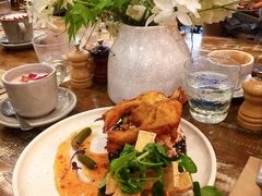 -FLOVIE FLORIST CAFE