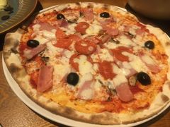-JINNS锦时 steak&pizza(浸信会礼拜堂旧址店)