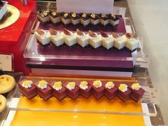 -南湖名都·景湖轩全日制餐厅·海鲜自助·东南亚风味·临湖而食