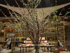 -钟书阁(珍园店)