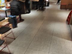大堂-麦当劳(龙阳路店)