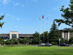 -上海怡沁园度假酒店