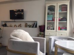 点击看大图 -爱的化妆工作室(雅地天际店)