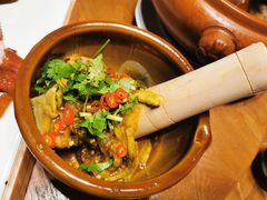 -老滇山寨•云南特色菜•地方菜•民族风情歌舞表演(金碧店)