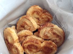 小蝴蝶酥-上海哈尔滨食品厂(淮海中路店)