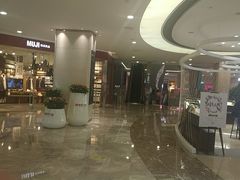 -杭州西湖银泰百货