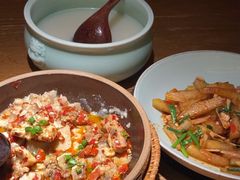 -吃饭皇帝大土家民族菜(正大广场店)