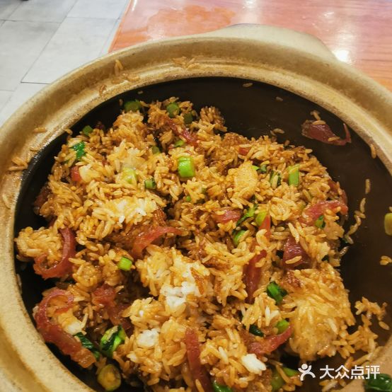 贤记啫煲广东菜馆(鲁谷路店)