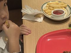 -菲滋意式餐厅(富阳东方茂店)