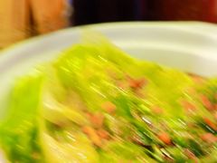 金蒜脆生菜-陈鹏鹏潮汕菜(宝安机场T3航站楼店)