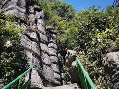 -梭布垭石林景区