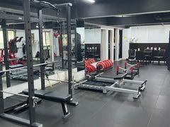 -坚果健身24小时工作室(定西路店)