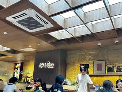 -老牌坊云南鱼豆花火锅(哈西万达店)