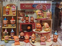 -泡泡玛特POPMART(万达店)