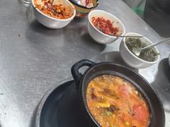 -李记特色罐罐米线(重庆中环大厦店)