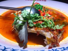 -坛宗剁椒鱼头(河西王府井店)