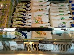 面包甜点陈列柜-心乐生活新鲜屋(星海广场店)